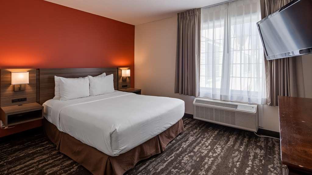 Charlevoix Inn & Suites Surestay Collection By Best Western ห้อง รูปภาพ